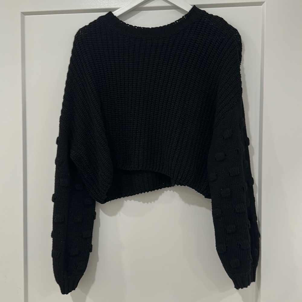 Black cropped sweater